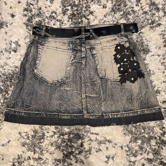 Luv Me More Embroidered Floral Denim Mini Skirt | Size 12 | Dark Wash - Picture 3 of 3